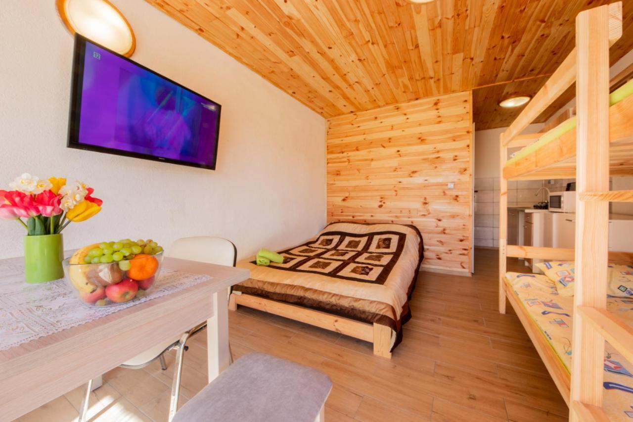 Admiral Aqua Resort Миелно Екстериор снимка