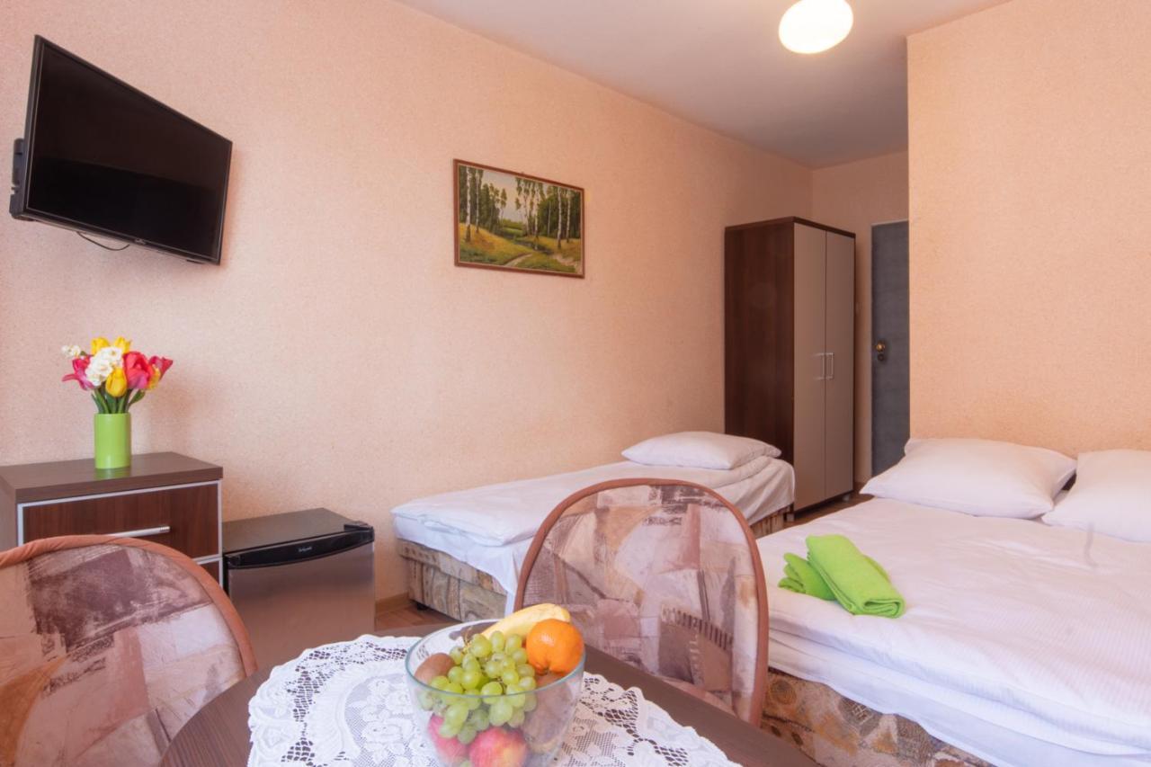 Admiral Aqua Resort Миелно Екстериор снимка